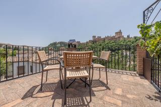 House  De carvajales. Dos casas en el albaycin con vistas a la alhambra