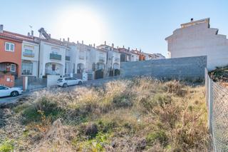 Terreny residencial  Calle montevive. Parcela urbanizable en otura