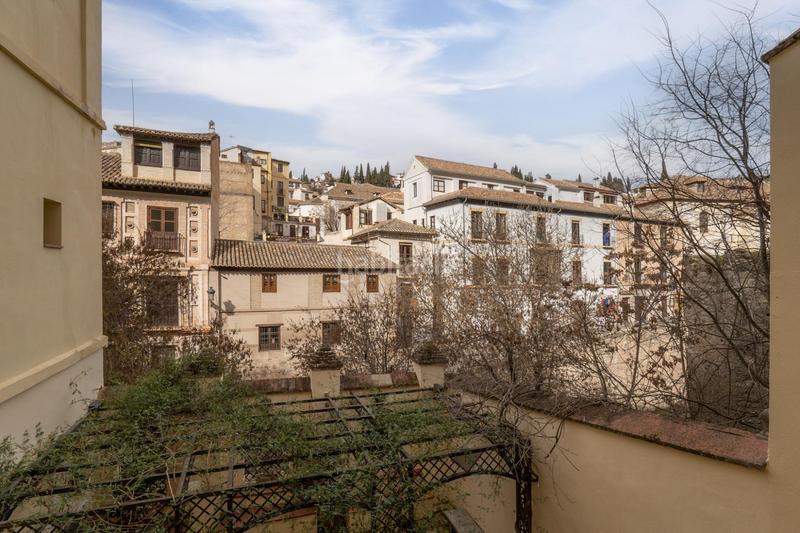 Foto ced76787-1641-4571-9a3d-43a0fac1cb09. Piso en calle calle puente espinosa 28 maravilloso piso en paseo de los tristes en Granada