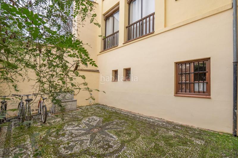 Foto e5207f3c-ad6f-48e1-aadf-df2d089d7bd7. Piso en calle calle puente espinosa 28 maravilloso piso en paseo de los tristes en Granada