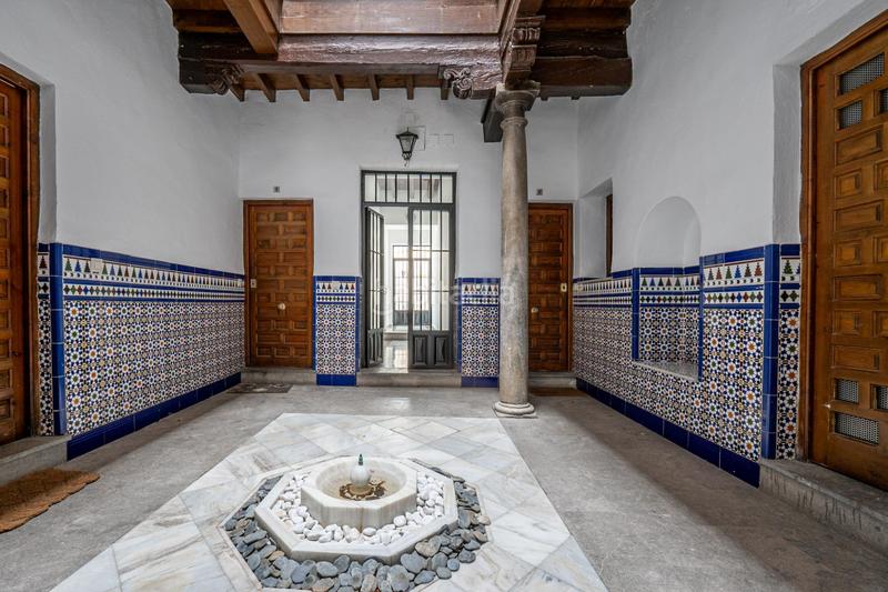 Foto fcfbf808-a4b4-4ccd-aed1-f4059306aaff. Piso en calle calle puente espinosa 28 maravilloso piso en paseo de los tristes en Granada