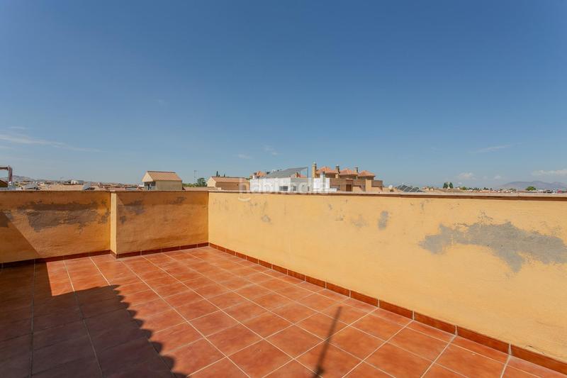 Foto d40bb566-818b-429b-ad0b-e120fc0524e2. Casa aparellada amb calefacció a San Miguel Armilla