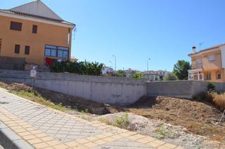 Terreny residencial  Calle gomez moreno. Parcela de 500 m2 en jun