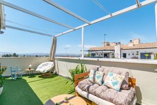 Àtic a Calle tinar 19. Ático dúplex  con terraza y vistas a sierra nevada