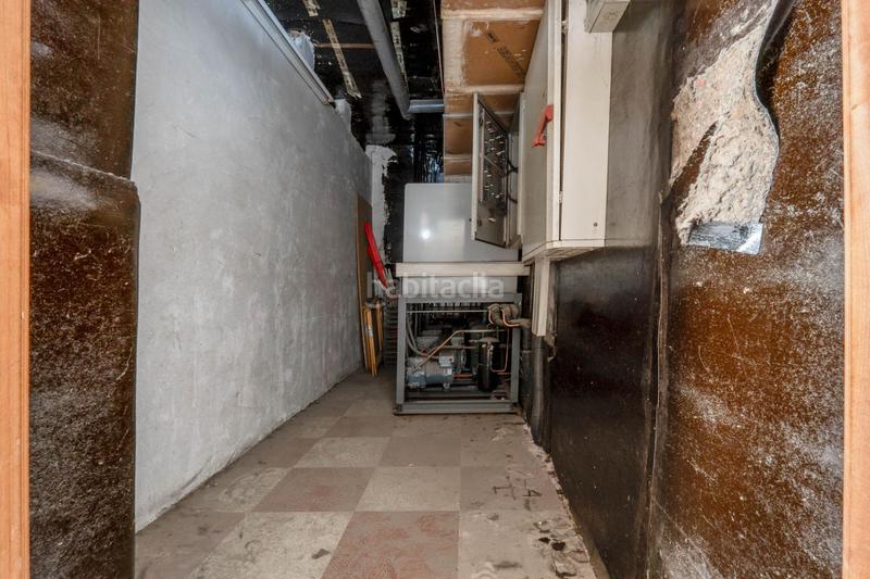 Foto b0f5a334-8514-4869-b3be-db4e141af0c3. Local comercial a Cenes de la Vega