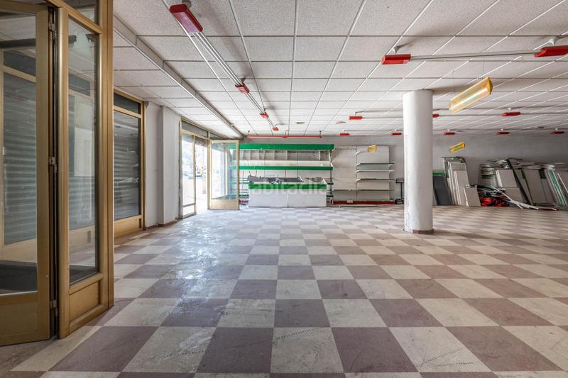 Foto c56e94a5-638a-4ebe-8f2a-f8a4ca23272a. Local comercial a Cenes de la Vega