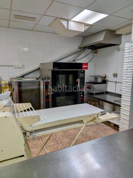 Foto 3b0f18ff-4109-49fa-b6ac-2ac551c25b4c. Alquiler local comercial traspaso de obrador en fontiveros en Granada