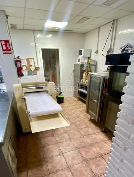 Foto 8e17eb9e-dfec-44ad-88a9-6b6c80c4fe17. Miete geschäftsraum in Barrio de Zaidín Granada