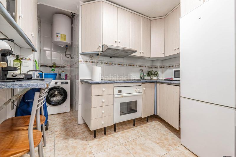 Foto b6ab4327-c568-4313-a327-40aa9635fbd1. Etagenwohnung in Barrio de Zaidín Granada