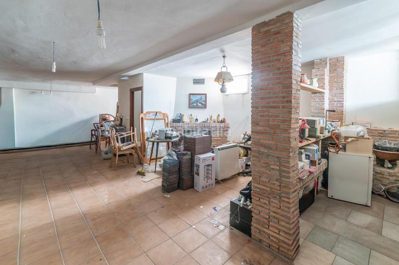 Foto 5cf1e9d4-9804-47fe-a221-0fe43b1fb7ab. Xalet amb calefacció aparcament piscina a Villa de Otura