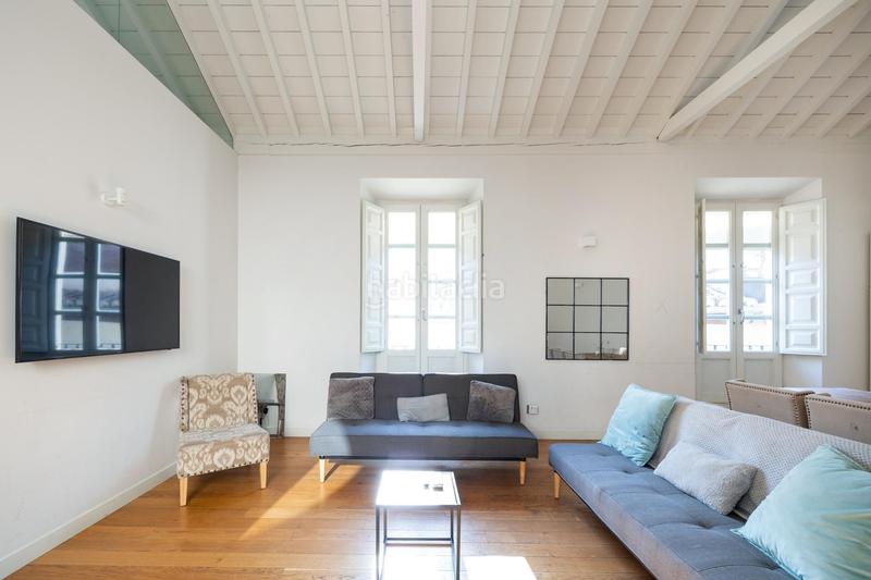 Foto e9a7555f-f36a-4125-81bb-a698ad97e302. Duplex avec chauffage dans San Matías - Realejo Granada