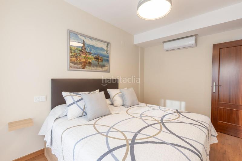 Foto f77f3118-a3d5-4bc6-b6a0-22cdd237bd5e. Dachwohnung mit parking in Villa de Otura