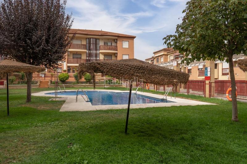 Foto 31176cd7-67aa-4650-85f1-e127788bffc6. Piso en calle maría zambrano 1 piso con piscina en alhendin en Alhendín