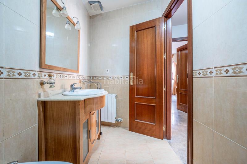 Foto 49ad64e8-240a-4aec-99ea-071f561cd2ae. Piso en calle maría zambrano 1 piso con piscina en alhendin en Alhendín