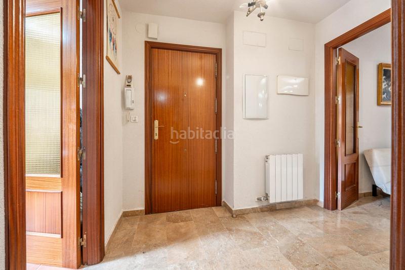Foto 5353e22d-2778-46d3-ab44-b6bab1a9df55. Piso en calle maría zambrano 1 piso con piscina en alhendin en Alhendín