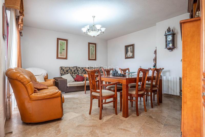 Foto a03f26be-f787-48e1-ac36-9ac20e3bf731. Piso en calle maría zambrano 1 piso con piscina en alhendin en Alhendín