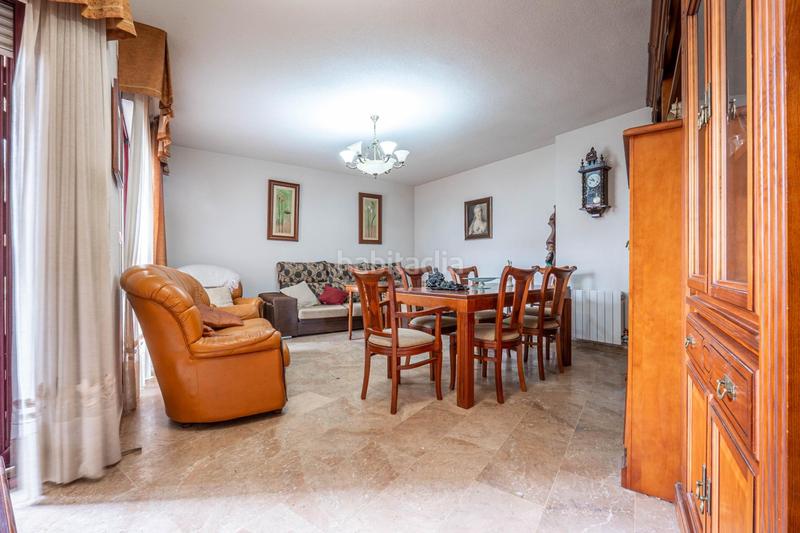 Foto acf5669b-be7d-4980-89a9-89d0ca4a5af9. Piso en calle maría zambrano 1 piso con piscina en alhendin en Alhendín