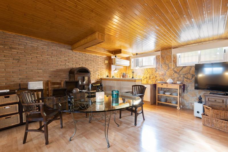 Foto 0e83be32-d13f-4410-97f4-bcf258c7a6c9. Casa espectacular chalet en el centro en Atarfe