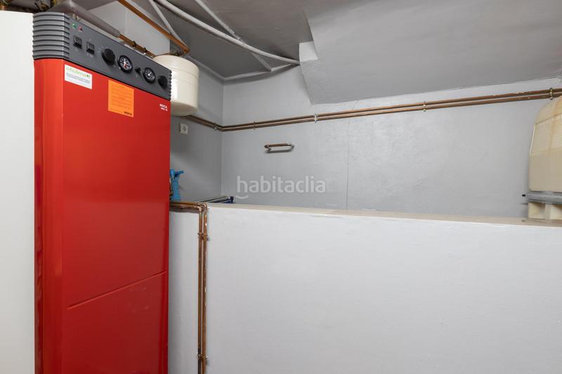 Foto 5ca18a31-ebfa-4add-aafa-5f2e136ed4af. Casa espectacular chalet en el centro en Atarfe