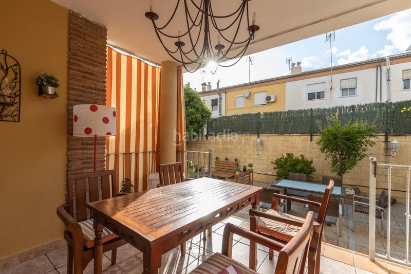 Foto 5f4e5ed8-951c-4e39-821d-5475bf5f9890. Casa espectacular chalet en el centro en Atarfe