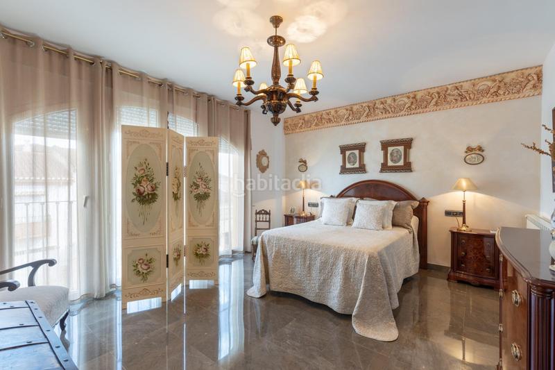 Foto 60dd157a-d922-4480-b16b-c570fb2a8f6b. Casa espectacular chalet en el centro en Atarfe