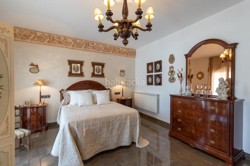 Foto b704d644-9ee4-427a-b58f-cacbc0f8bef7. Casa espectacular chalet en el centro en Atarfe