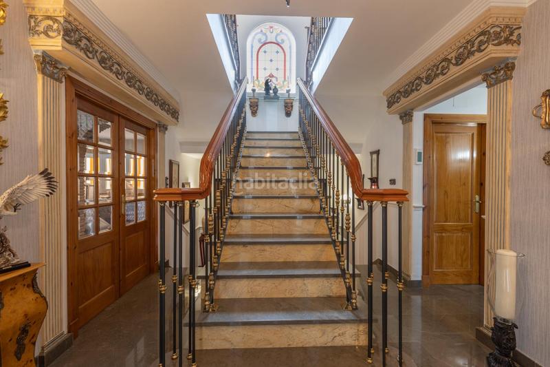 Foto f6b4b570-9cf1-4585-969b-e6e1b858dfa3. Casa espectacular chalet en el centro en Atarfe