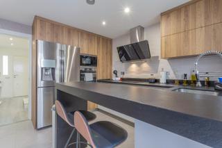 Maison jumelée  Calle jose de larra. Casa totalmente reformada con 3 dormitorios, patio y placas foto