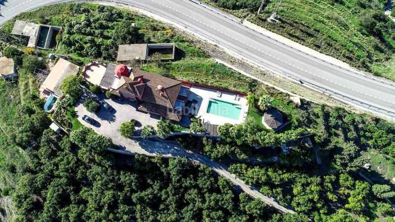 Foto 128ef1ba-8e7a-4801-b93c-a5a15d0e390e. Chalet in lugar lugar de rambla caballero in Velilla - Velilla Taramay Almuñécar