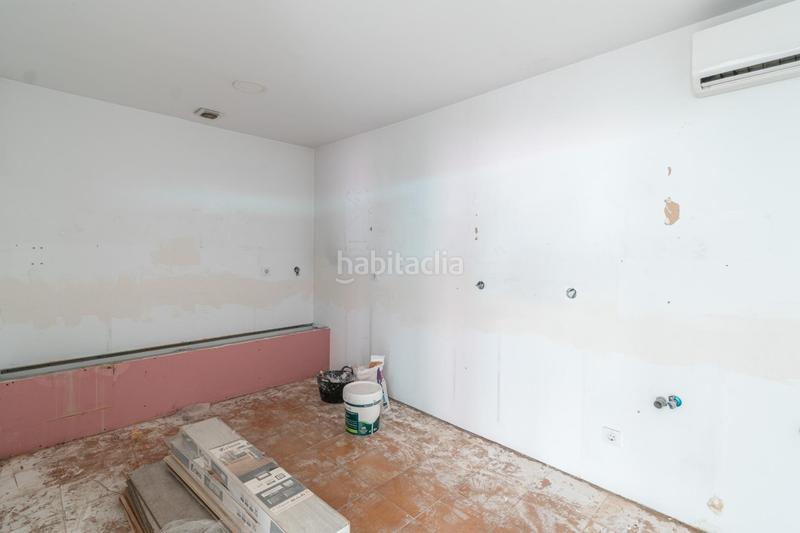 Foto 4ba7dda3-495c-4886-a67a-906be00e50ff. Fabrikhalle in calle duende 12 Pulianas in Pulianas