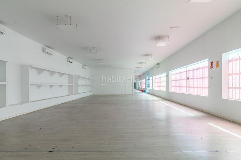 Foto 79f5bbe2-9a0a-4f55-add6-9a71db1f1de3. Fabrikhalle in calle duende 12 Pulianas in Pulianas