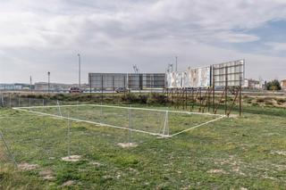 Terrain résidentiel  De los alcornoques. Parcela en la entrada de las gabias