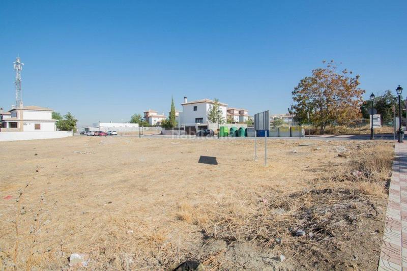 Foto 5c6a5cea-075f-447c-8eef-ca5edc162d28. Terreny residencial a camino de los coches a Cájar