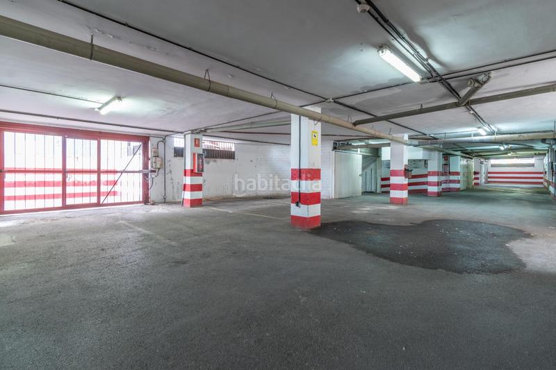 Foto 21262353-7e59-480e-a1a3-e85cad456620. Piso  con garaje junto al carrefour en Barrio de Zaidín Granada