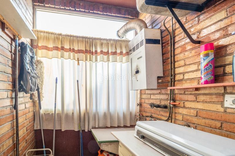 Foto af807af1-0ebf-4cd1-8386-448a28d67fee. Flat with parking in Barrio de Zaidín Granada