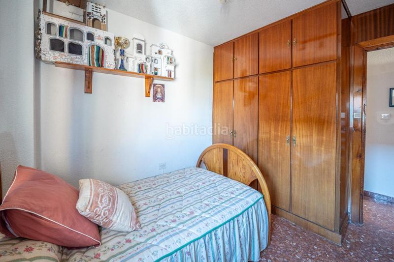 Foto d11d358c-15a5-4577-9d85-c5b4aead198a. Flat with parking in Barrio de Zaidín Granada