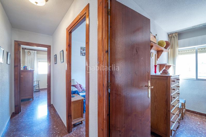 Foto dc0f593a-1462-4773-a55f-995f86f50b8a. Flat with parking in Barrio de Zaidín Granada