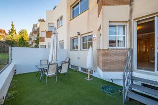 Casa adossada  Calle calle zoraya, 6. Fantástico adosado en serrallo