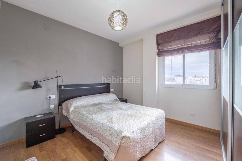 Foto 48121b82-5260-482e-894d-e69fff3a7df3. Pis a calle calle violeta a Las Flores - Huerta Gabias (Las)
