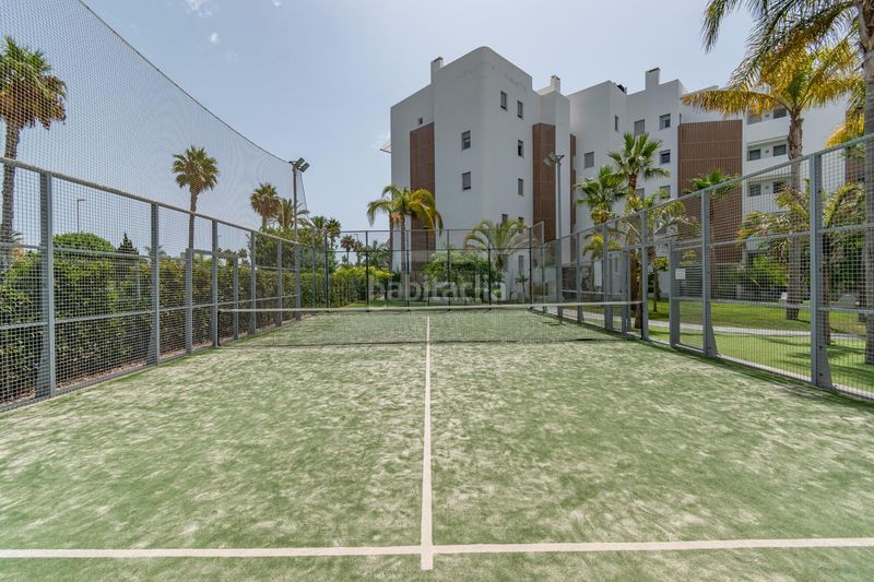 Foto c24bf278-a293-4475-8e63-9887855e6167. Pis amb aparcament piscina a Playa de Granada Motril