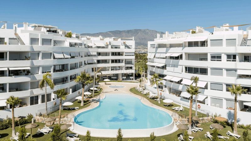 Foto e5087a60-1838-4f01-b6e8-dade6addb303. Pis amb aparcament piscina a Playa de Granada Motril