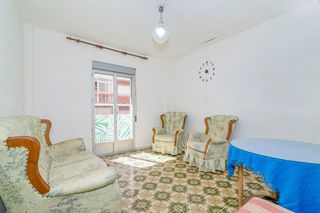 Pis  Calle calle tórtola. Oportunidad piso para reformar en el centro del barrio de pajari