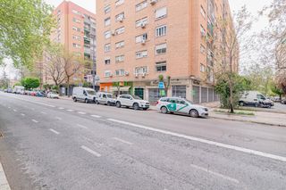 Pis a Calle POETA MANUEL GONGORA