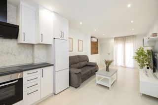 Pis a Calle OSCAR ROMERO