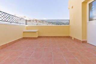 Appartement  Calle cerezo. Luminoso piso a estrenar en cenes de la vega