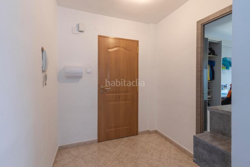 Foto c67d029b-9e56-445b-8621-02c862e4cb02. Pis amb aparcament a Cartuja Granada