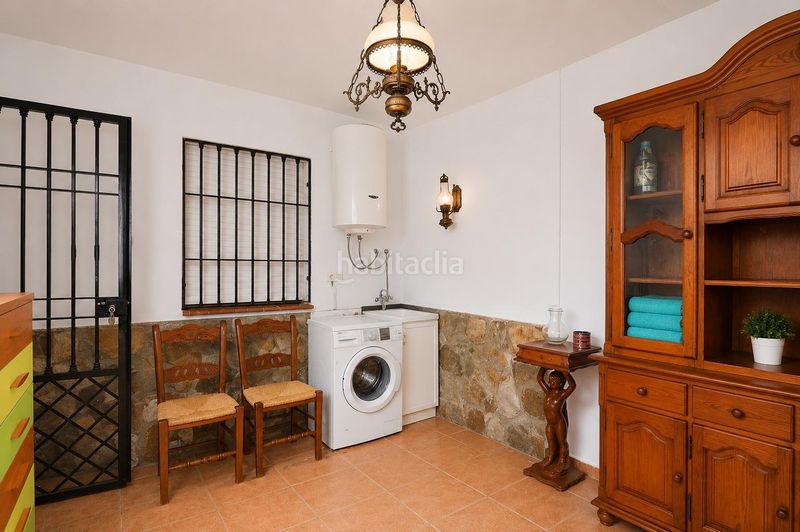 Foto dd7a7666-02f1-4f1c-b6f5-333bedad8c82. Casa amb aparcament a Padul