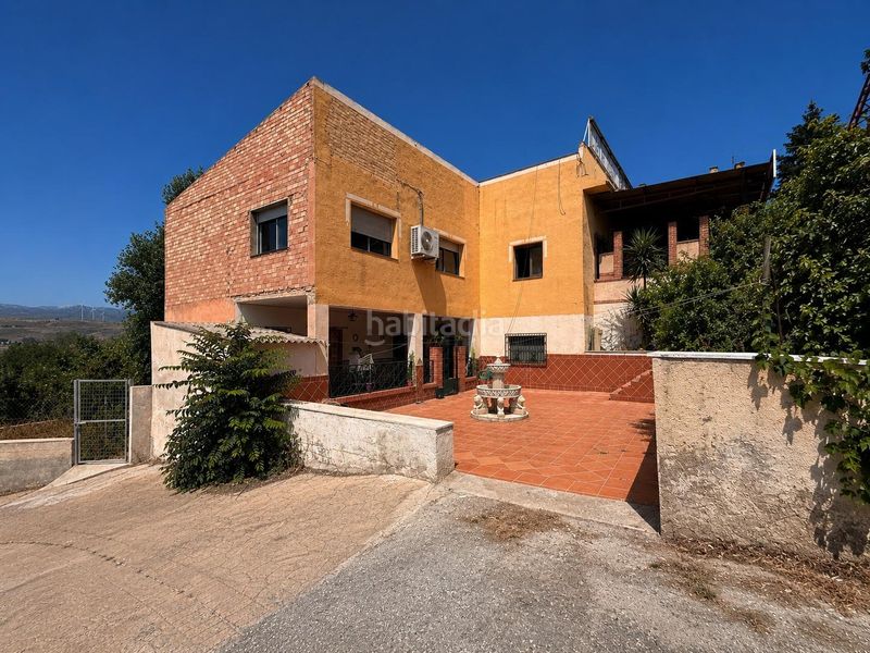 Foto 648e5ea7-b346-4078-b2ea-5a03ac27a4a7. Edifici a Padul