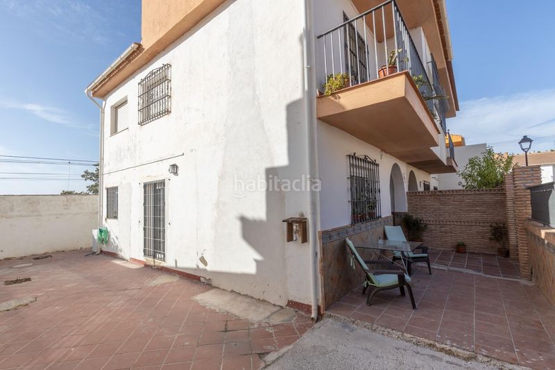 Foto 47d98b2a-97c6-478c-9e1b-7a0ff5256630. Casa aparellada amb aparcament a Malahá (La)