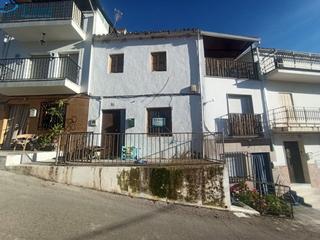 Casa a Algarinejo. Vivienda para reforma integral